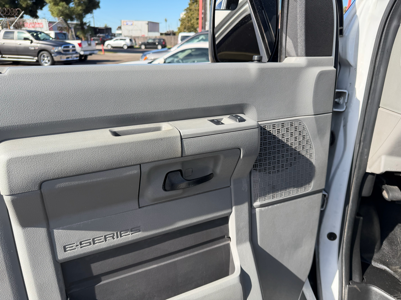 Ford Econoline  2012