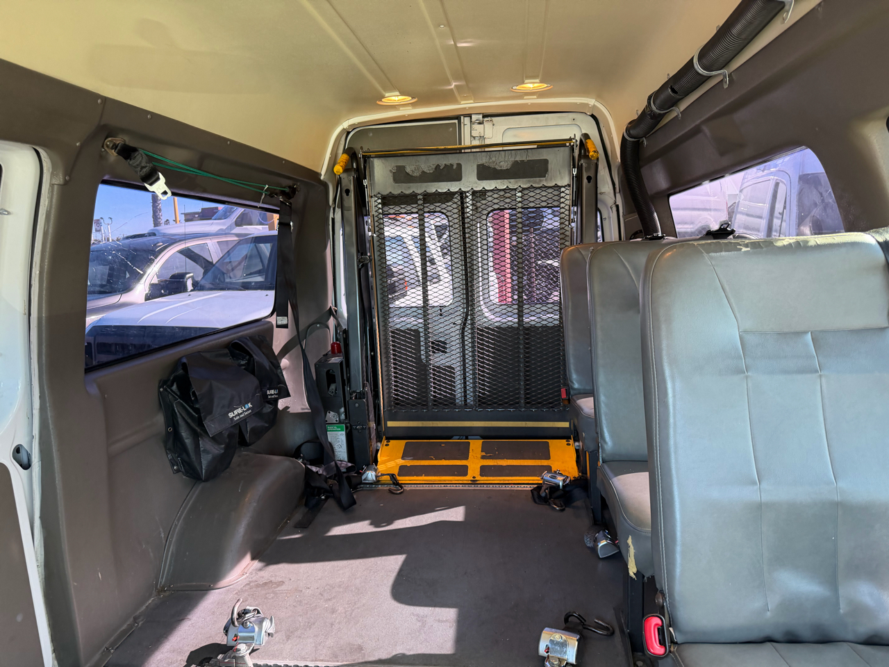 Ford Econoline  2012