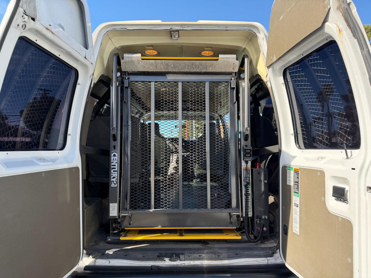 Ford Econoline  2012