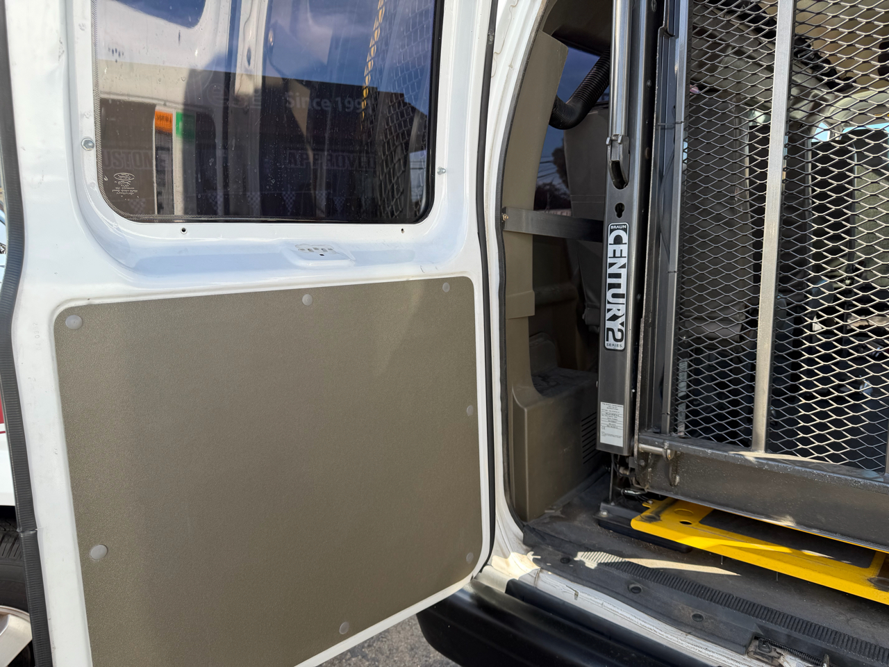 Ford Econoline  2012