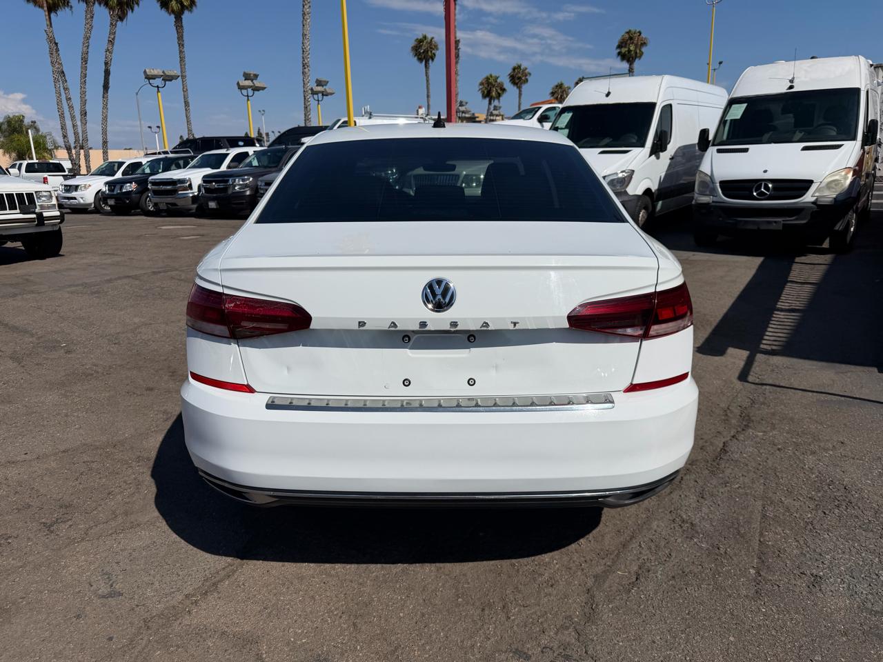 Volkswagen Passat  2022