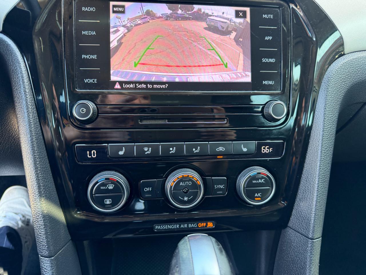 Volkswagen Passat  2022