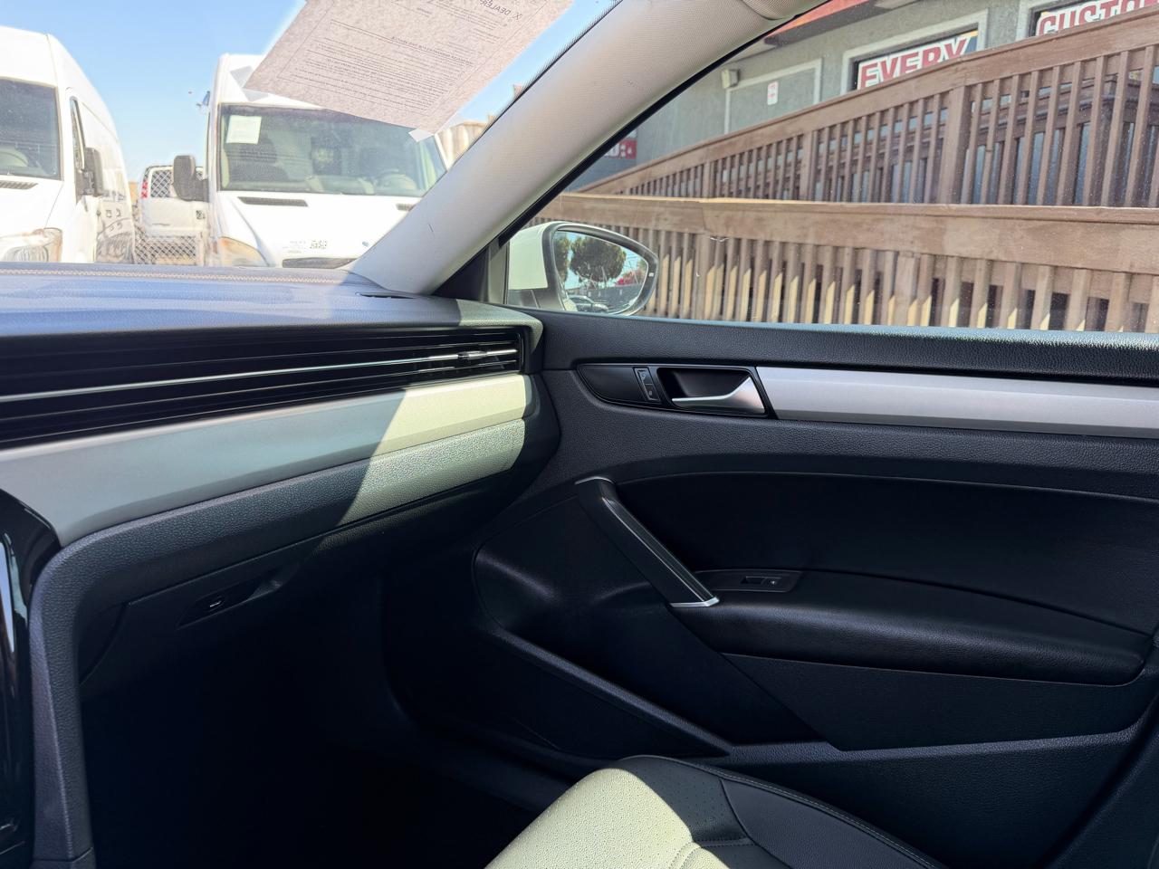 Volkswagen Passat  2022