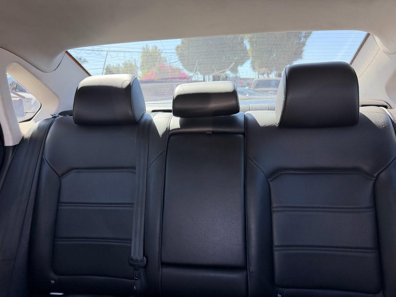 Volkswagen Passat  2022