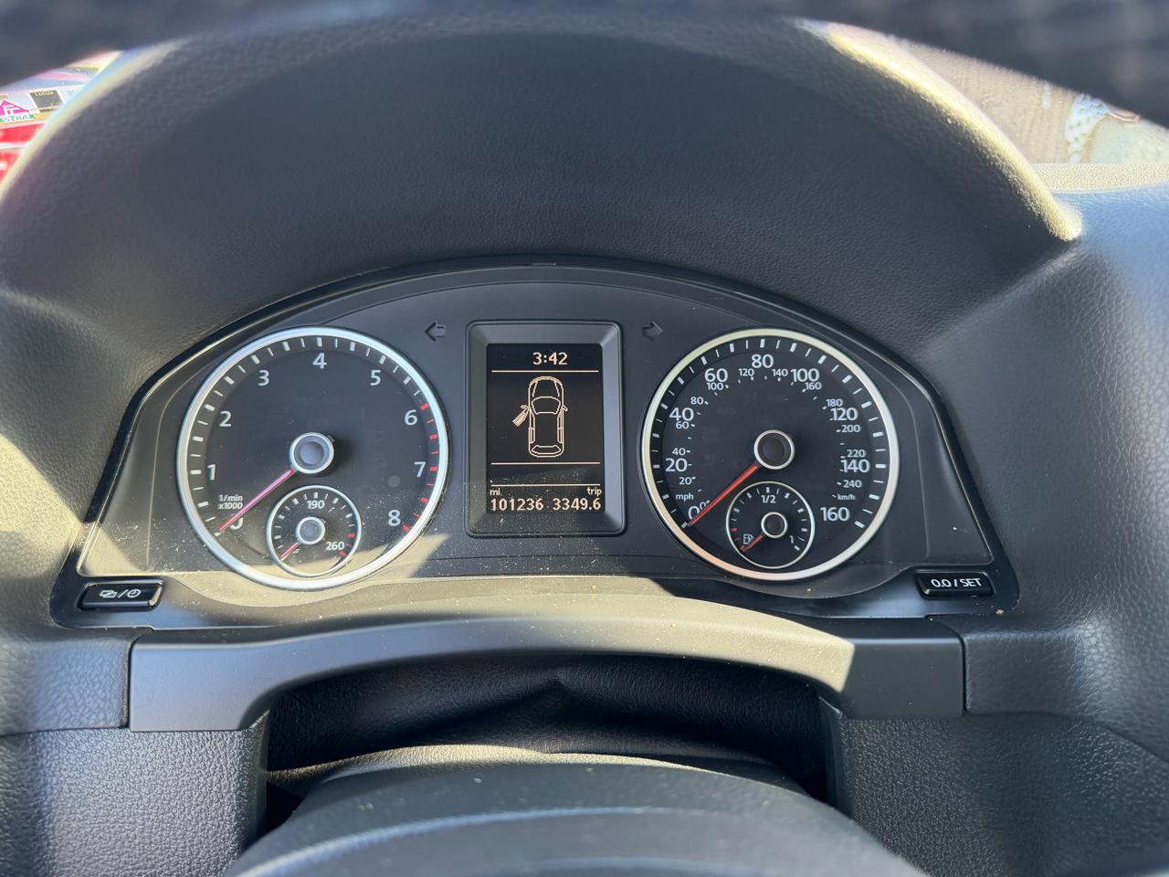 Volkswagen Tiguan  2015