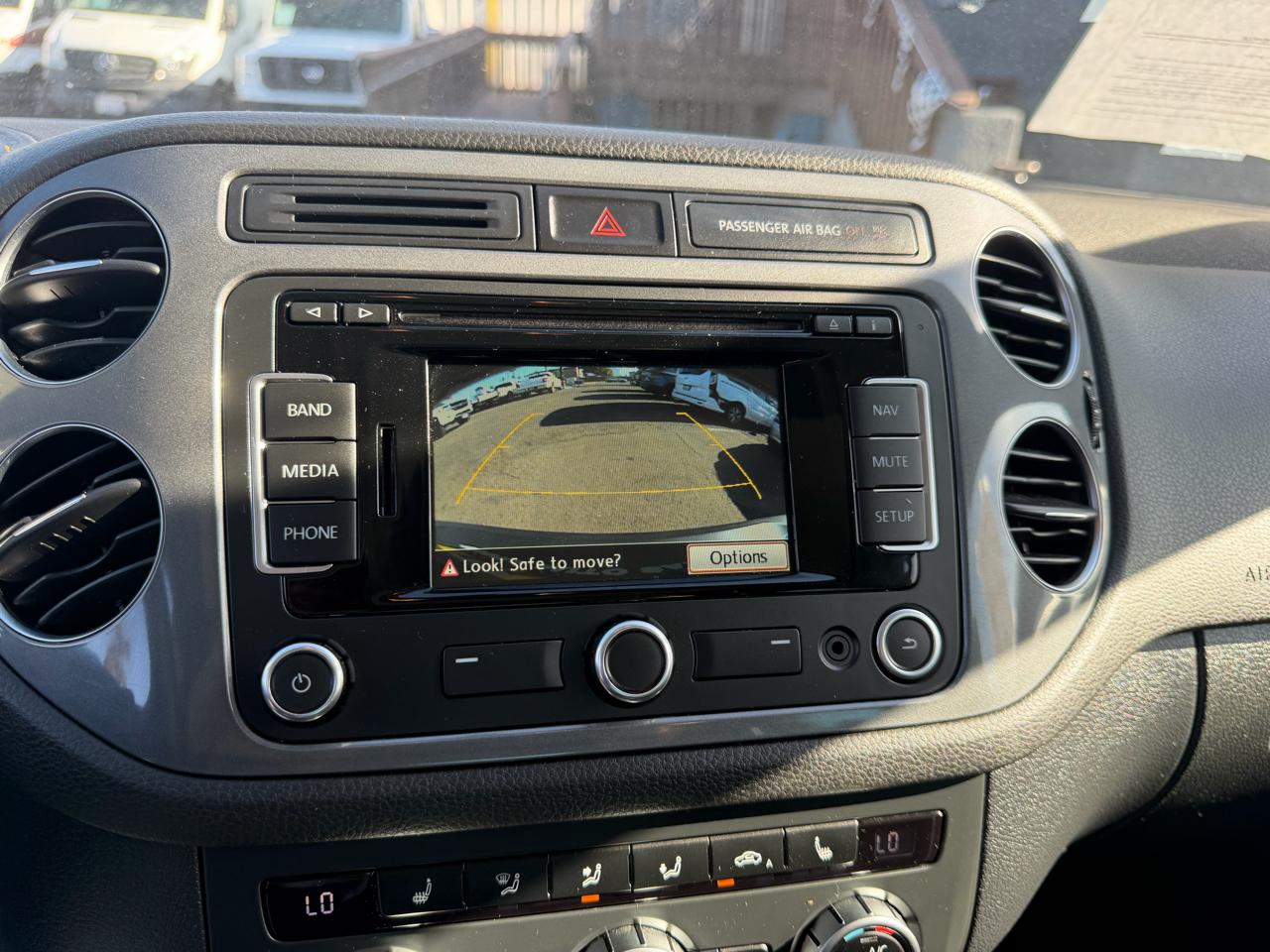 Volkswagen Tiguan  2015