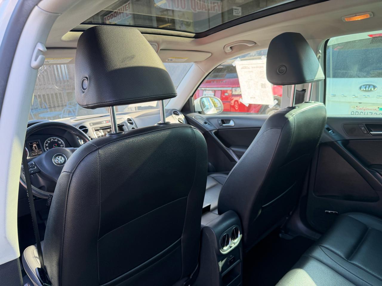 Volkswagen Tiguan  2015