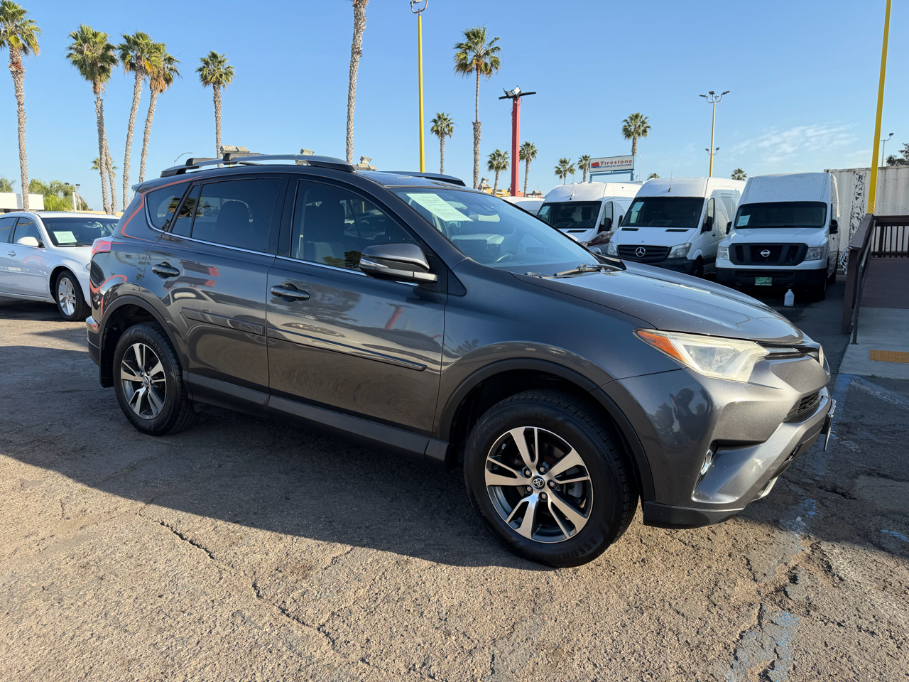 Toyota RAV4  2018
