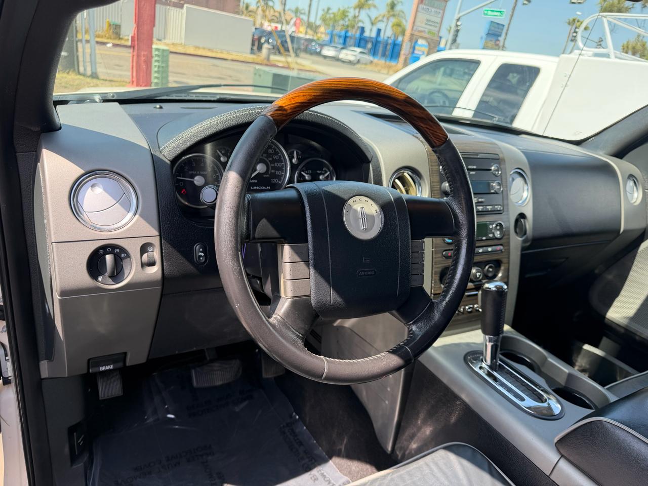 Lincoln Mark LT  2008