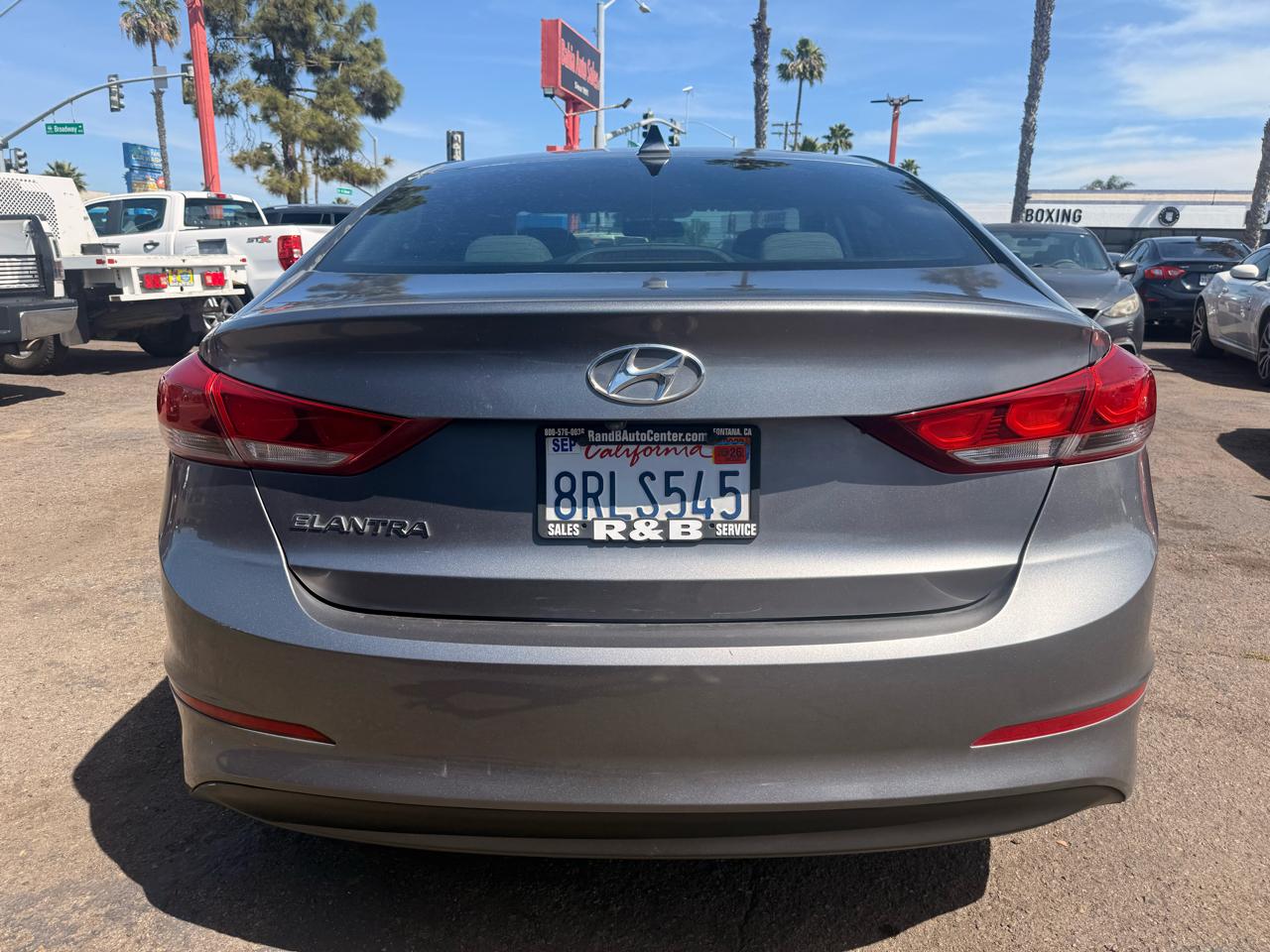 Hyundai Elantra  2018