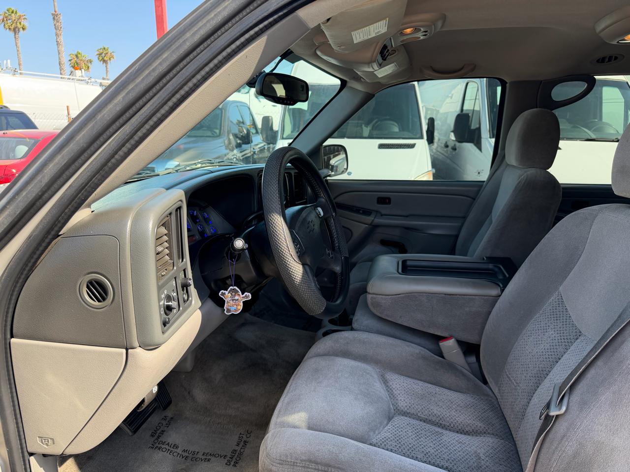 Chevrolet Suburban  2005