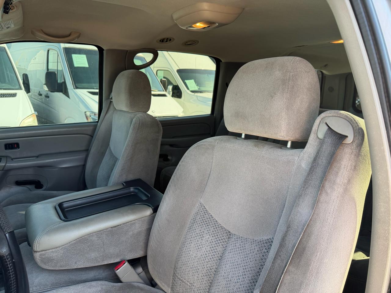 Chevrolet Suburban  2005