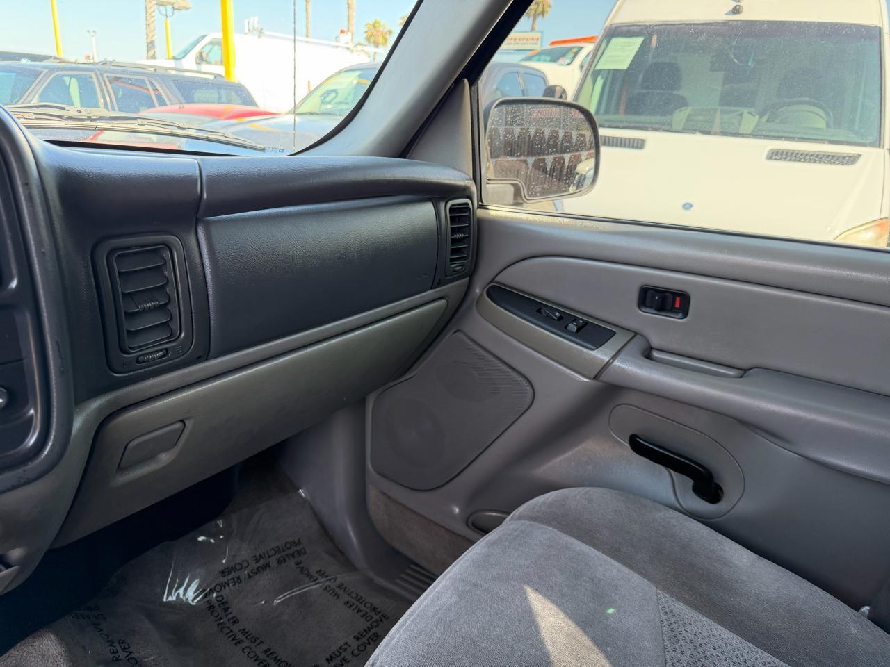 Chevrolet Suburban  2005