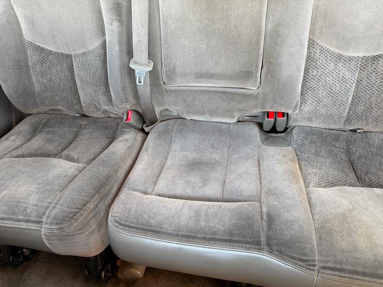 Chevrolet Suburban  2005