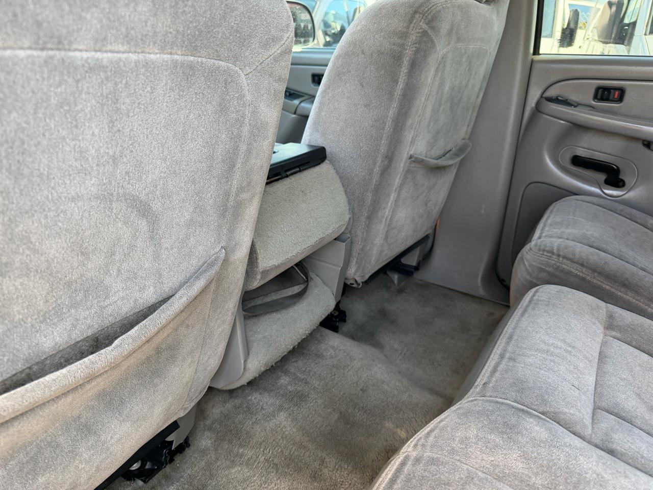 Chevrolet Suburban  2005