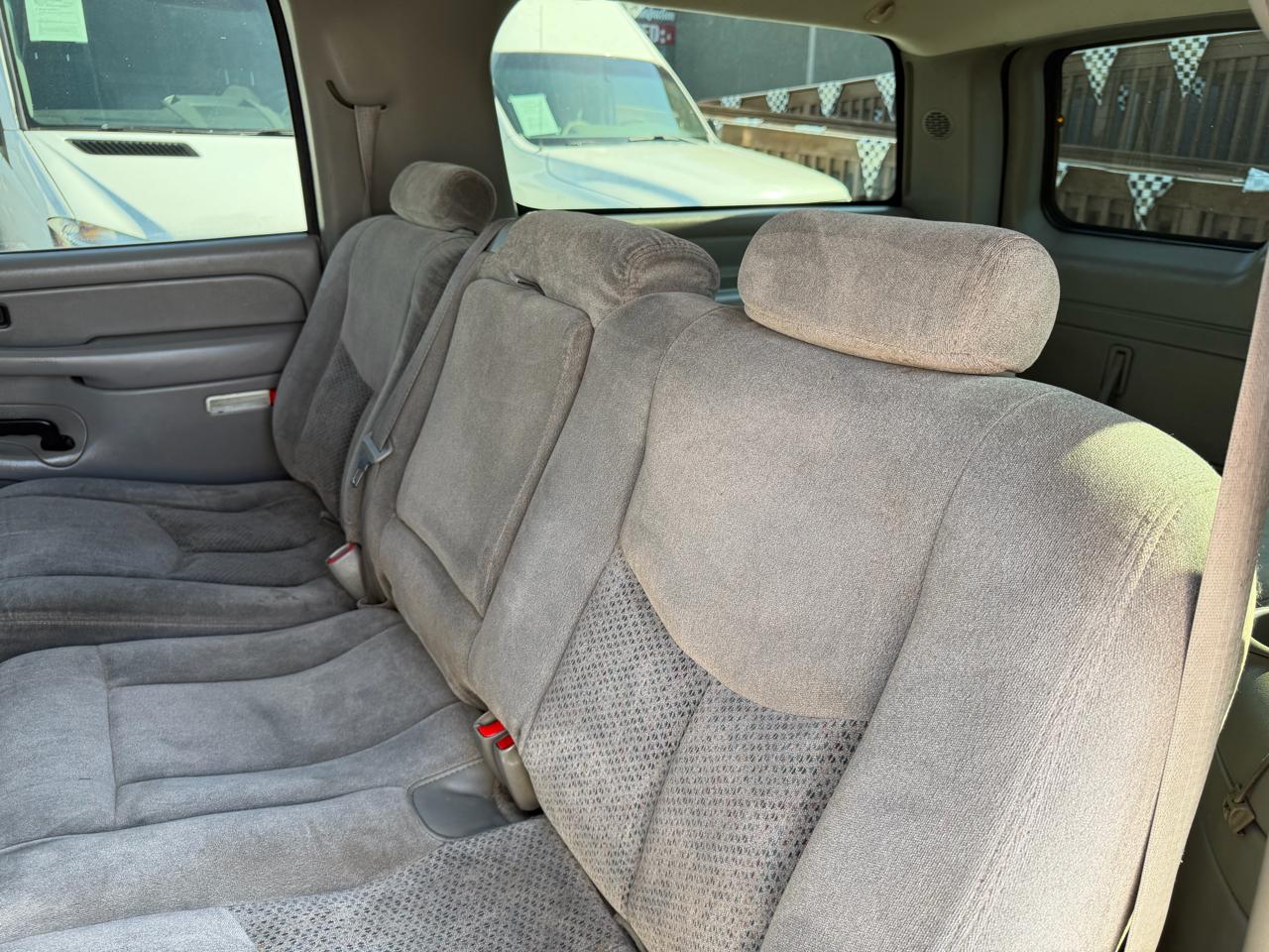 Chevrolet Suburban  2005