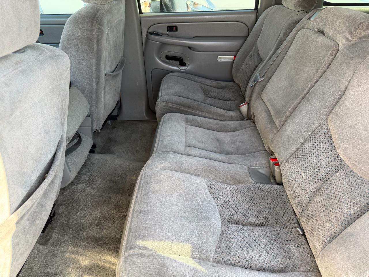 Chevrolet Suburban  2005