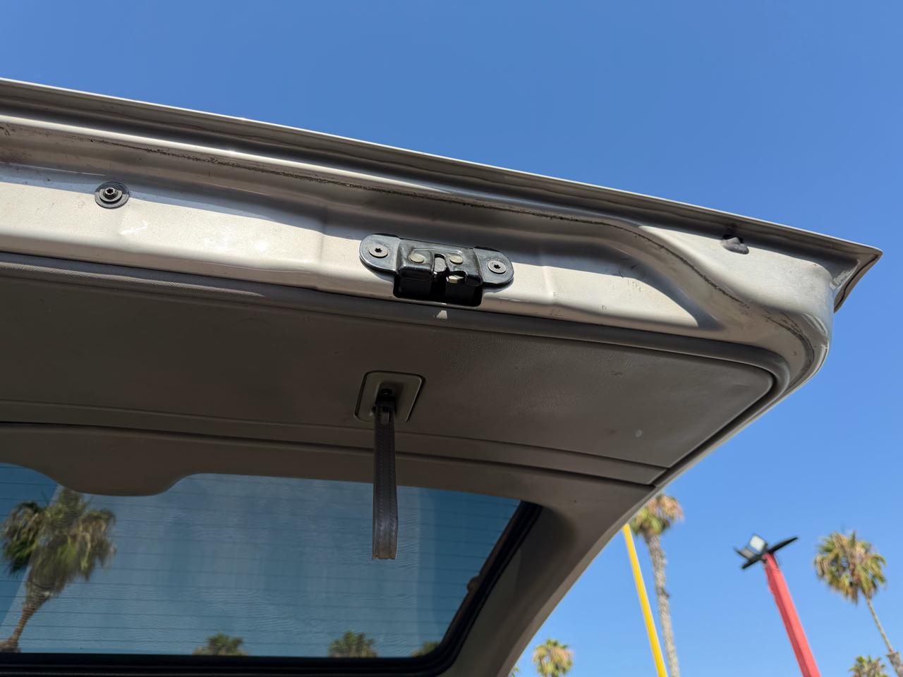 Chevrolet Suburban  2005
