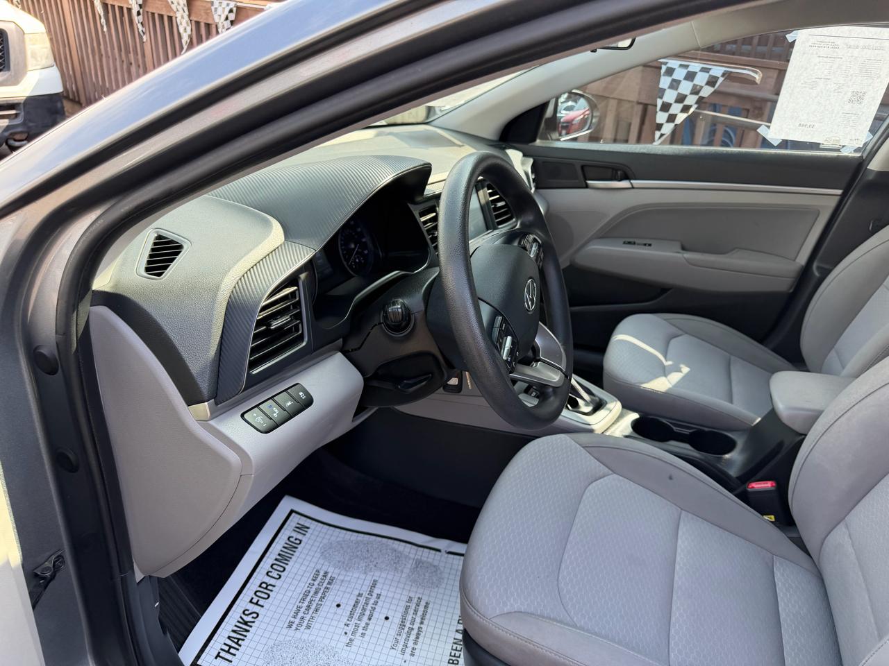 Hyundai Elantra  2019
