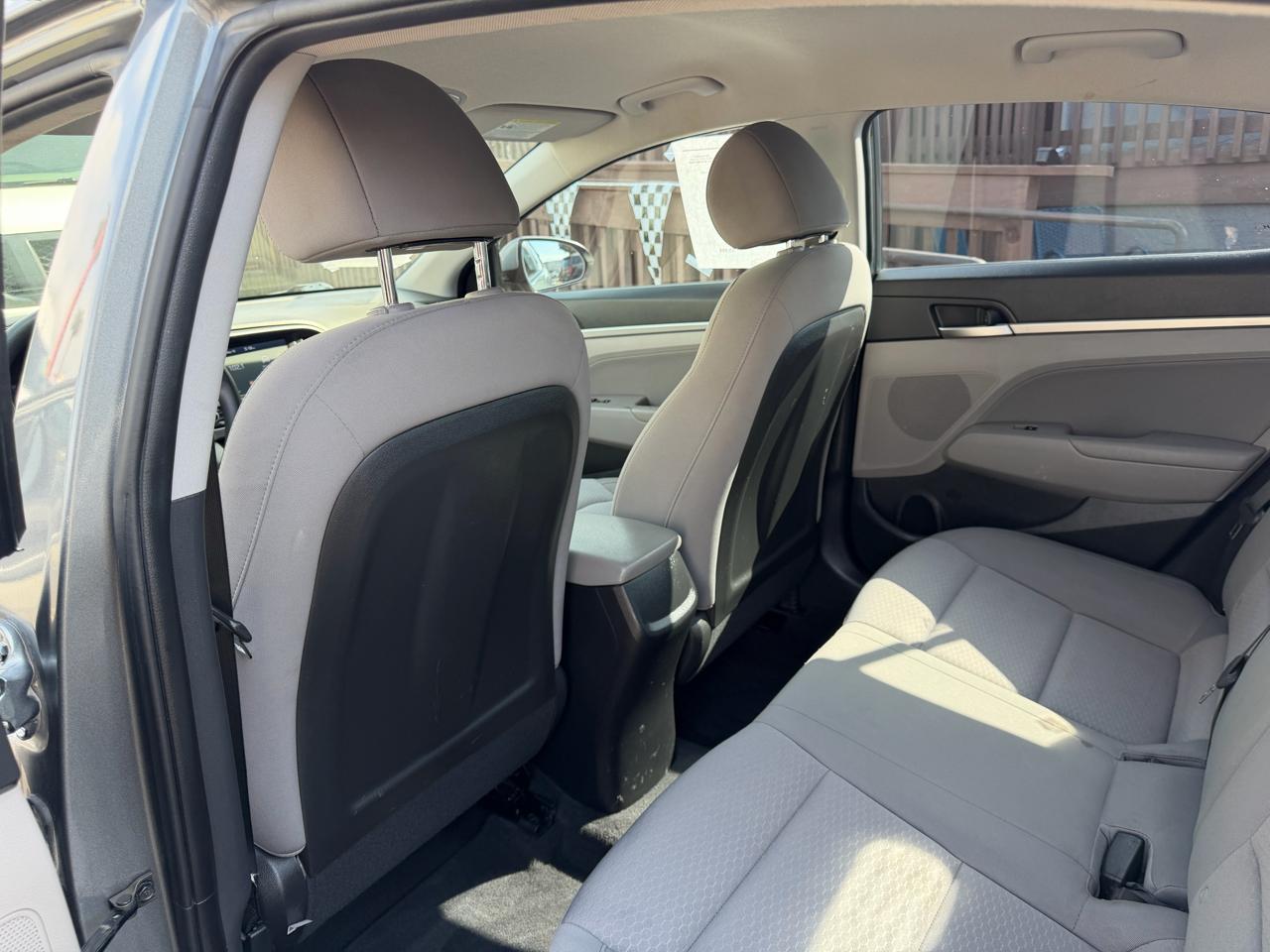 Hyundai Elantra  2019