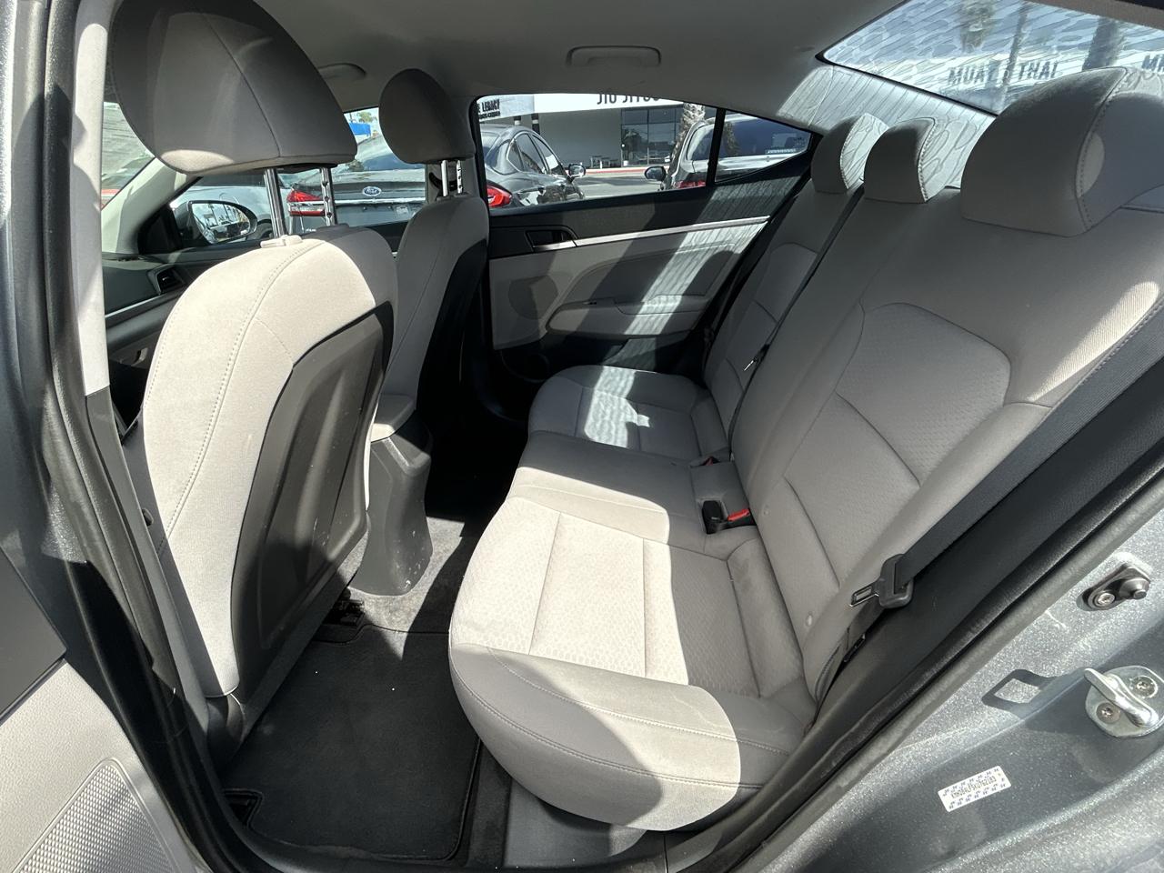 Hyundai Elantra  2019