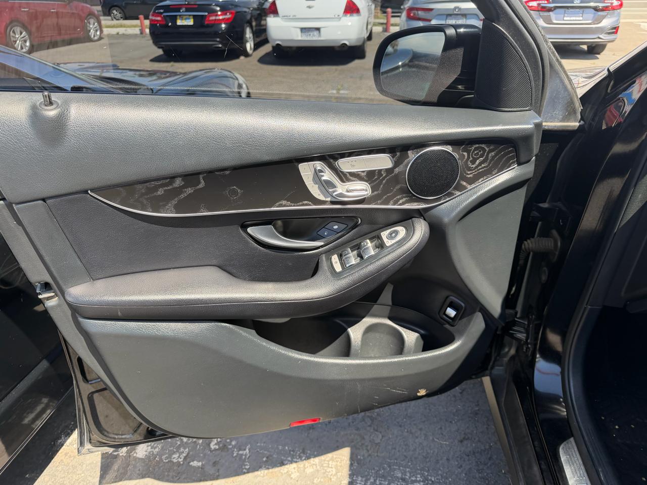 Mercedes-Benz GLC-Class  2016