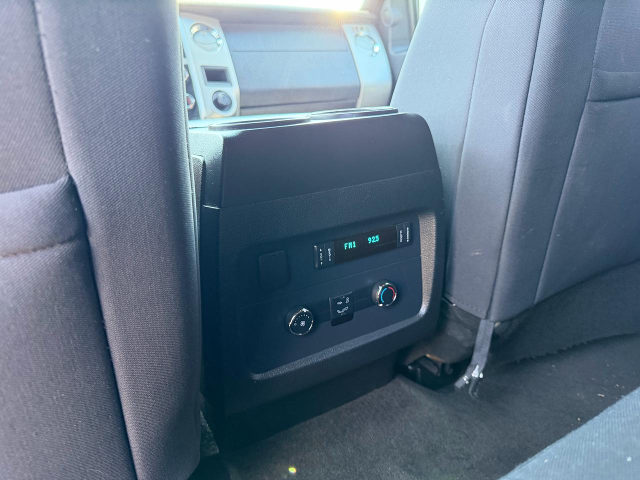 Ford Expedition  2015