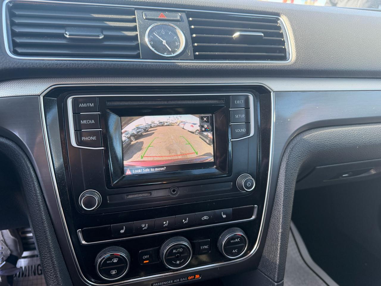 Volkswagen Passat  2016