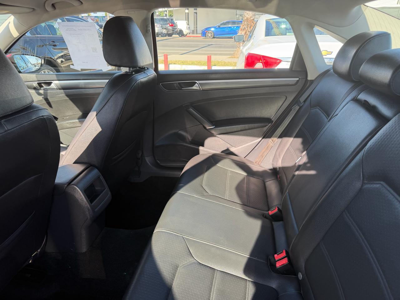 Volkswagen Passat  2016