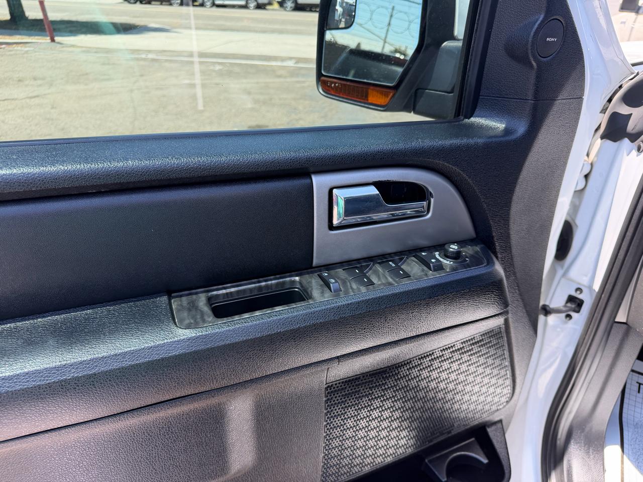 Ford Expedition  2016