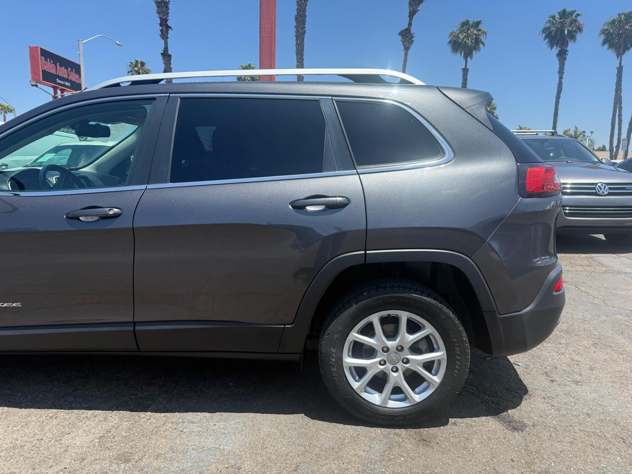 Jeep Cherokee  2017