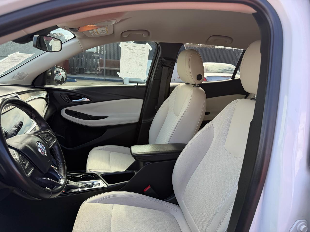 Buick Encore GX  2020