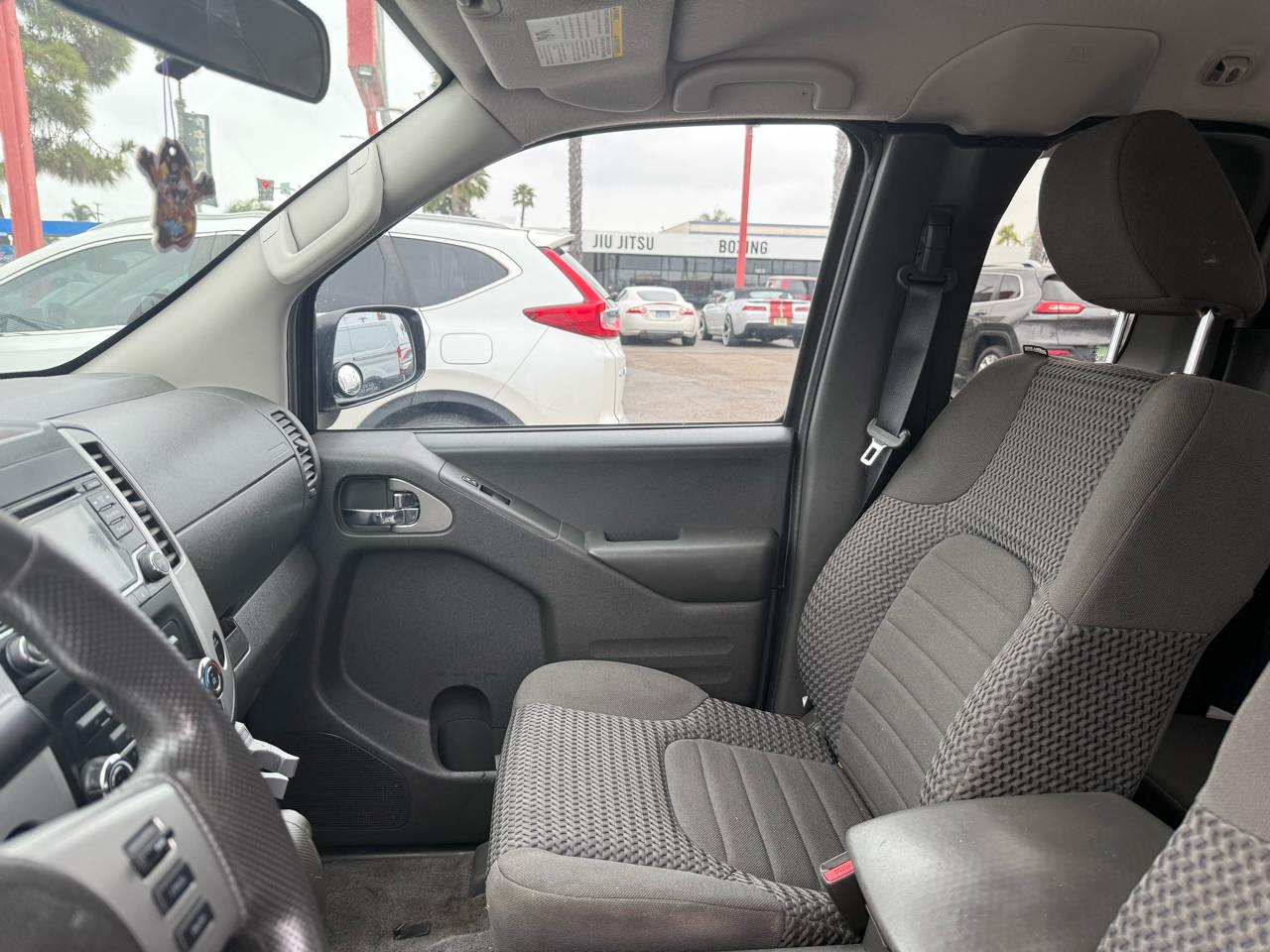 Nissan Frontier  2018