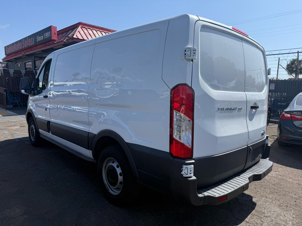 Ford Transit  2015