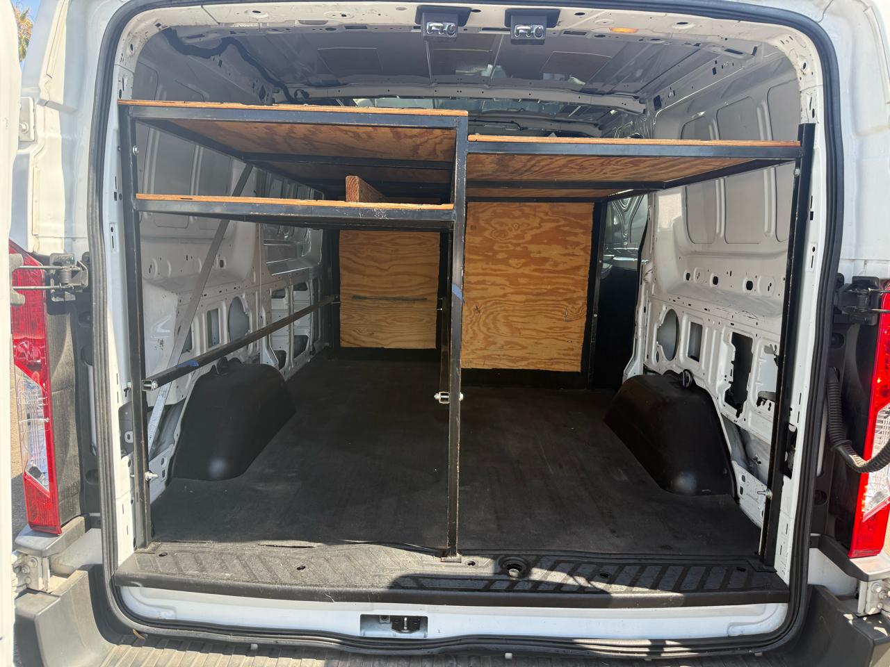 Ford Transit  2015