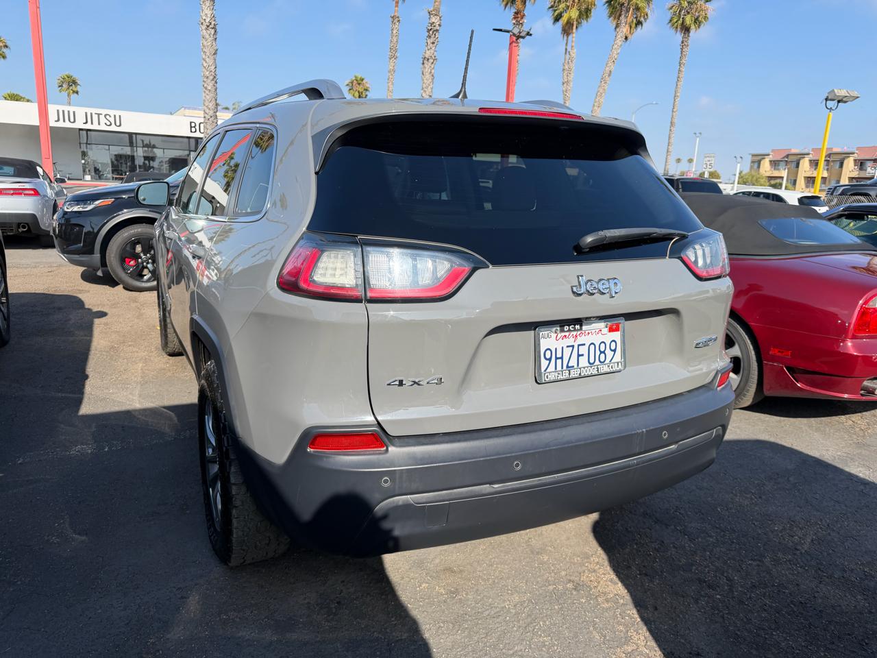 Jeep Cherokee  2020