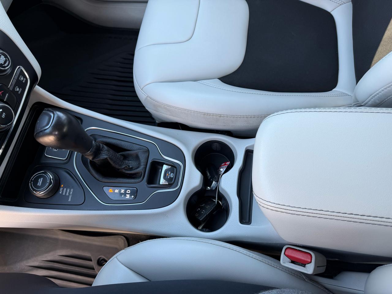 Jeep Cherokee  2020