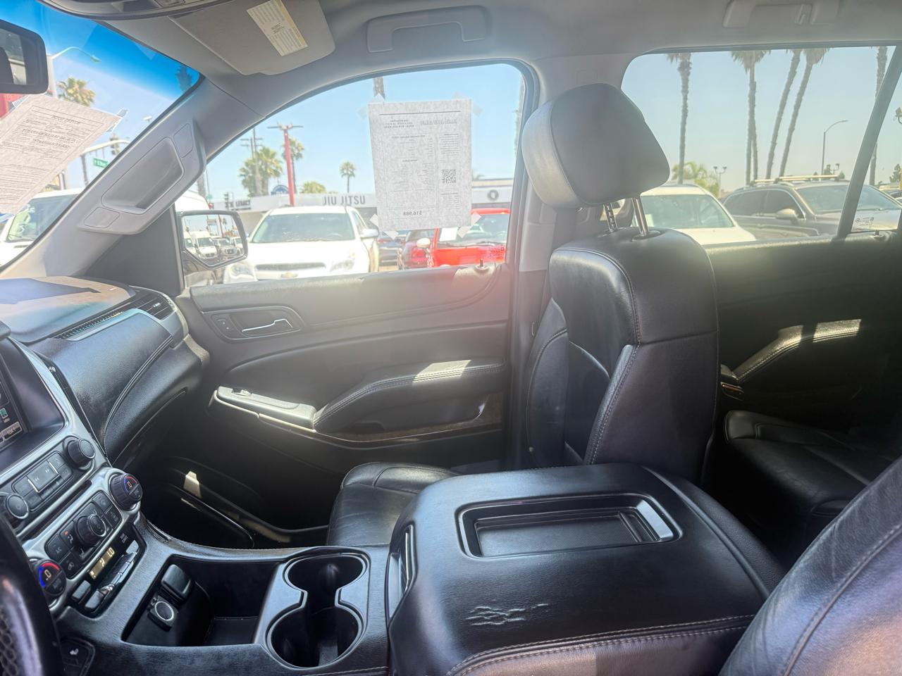 Chevrolet Suburban  2015