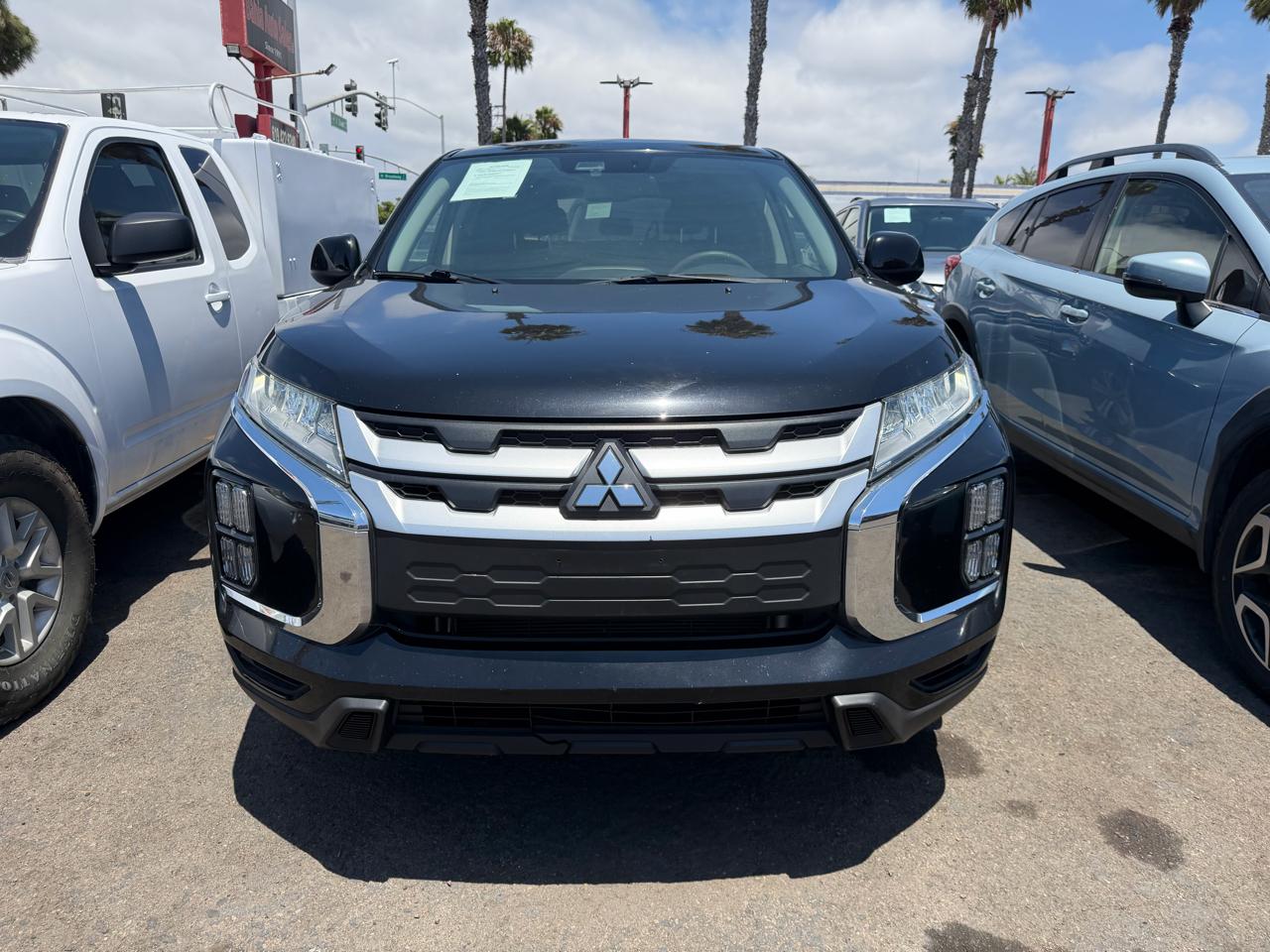 Mitsubishi Outlander Sport  2023