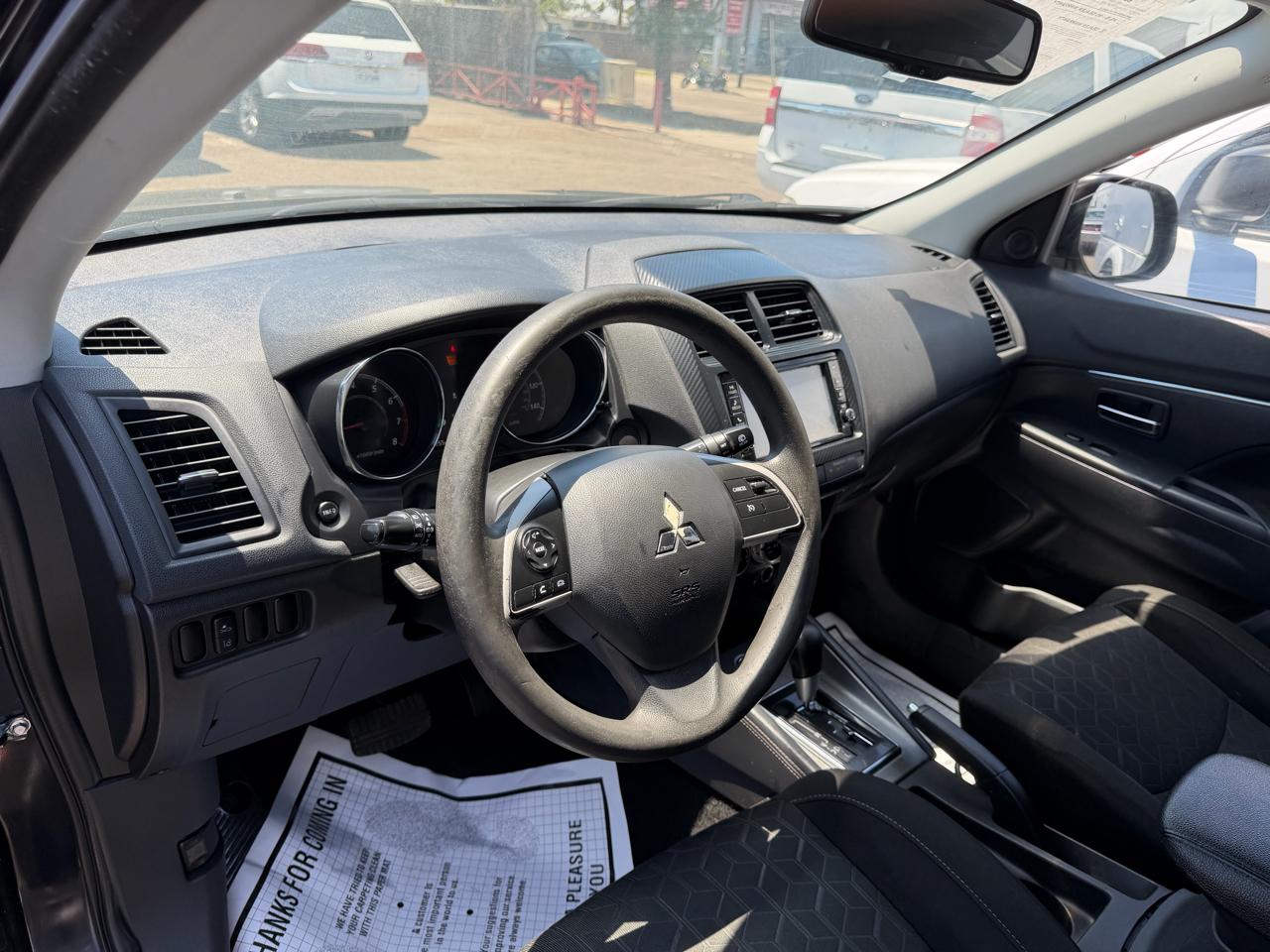 Mitsubishi Outlander Sport  2023
