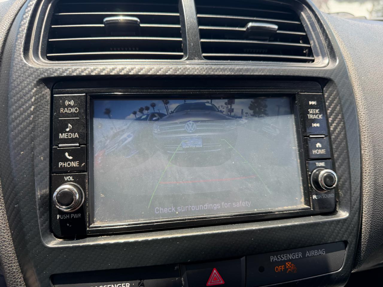 Mitsubishi Outlander Sport  2023