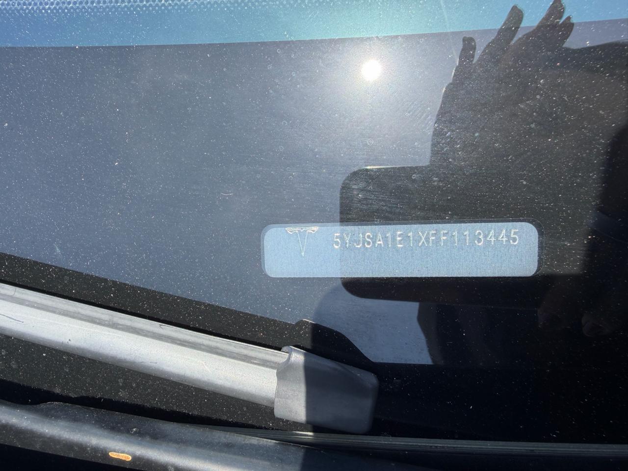 Tesla Model S  2015