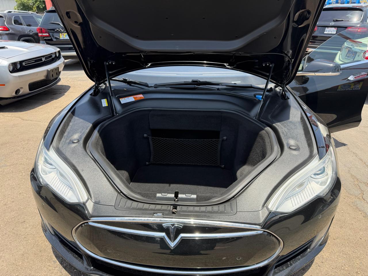 Tesla Model S  2015