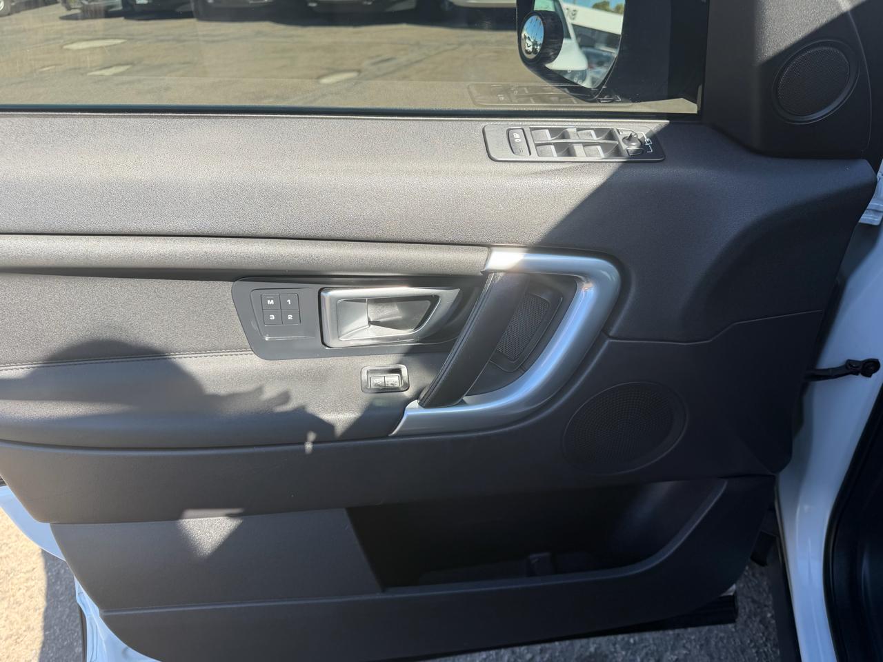 Land Rover Discovery Sport  2016