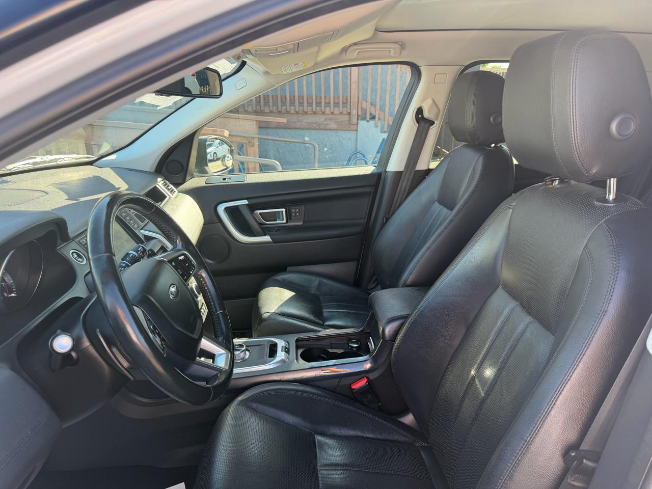 Land Rover Discovery Sport  2016
