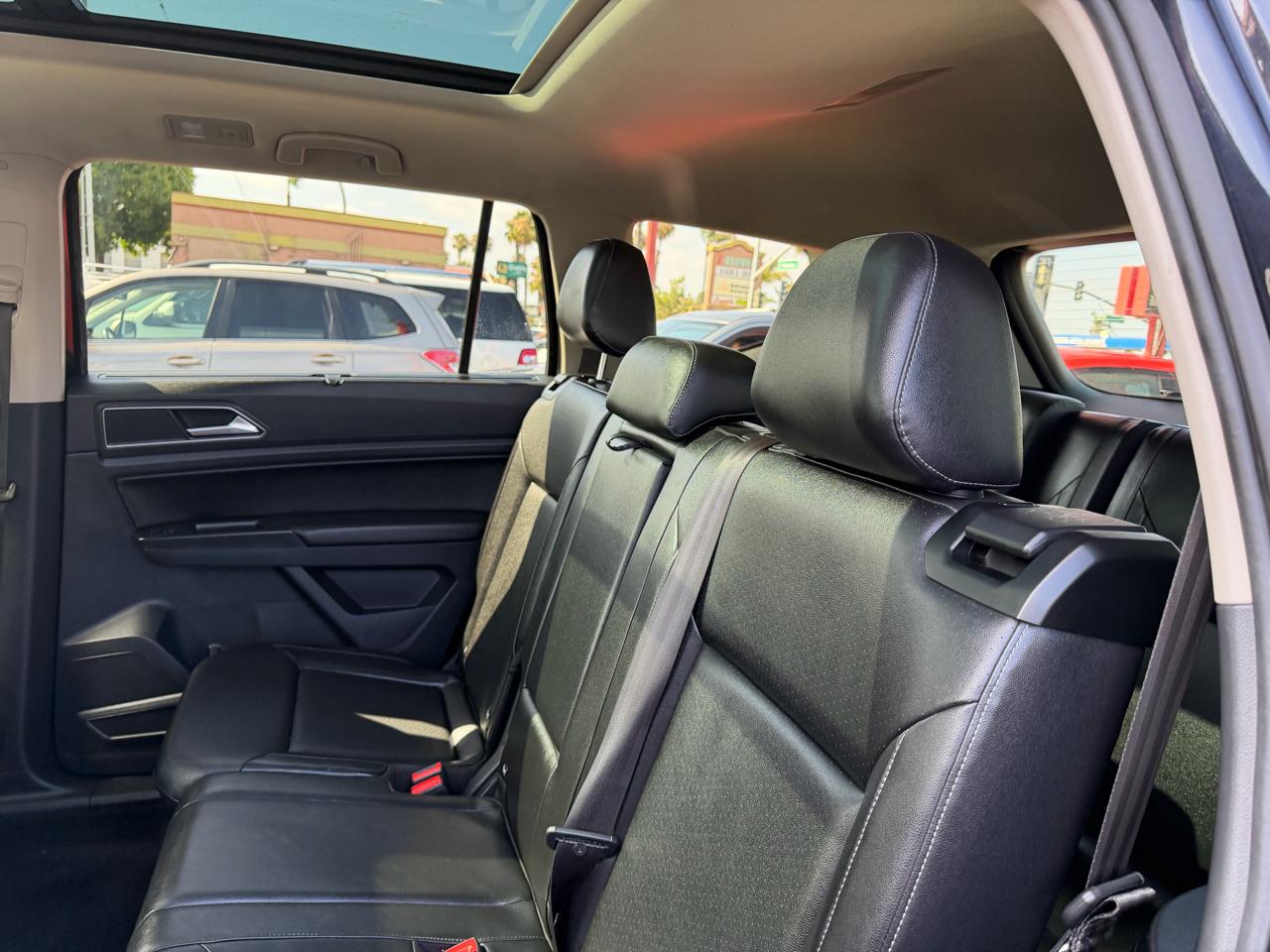 Volkswagen Atlas  2018