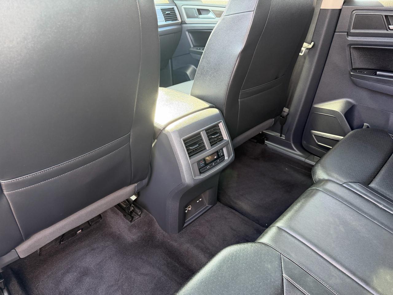 Volkswagen Atlas  2018