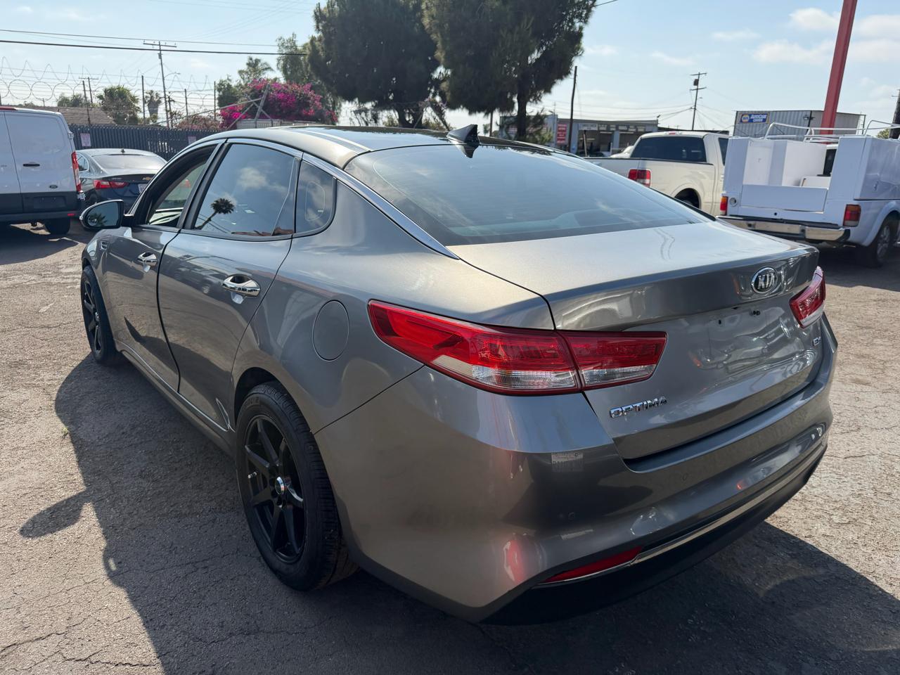 Kia Optima  2016