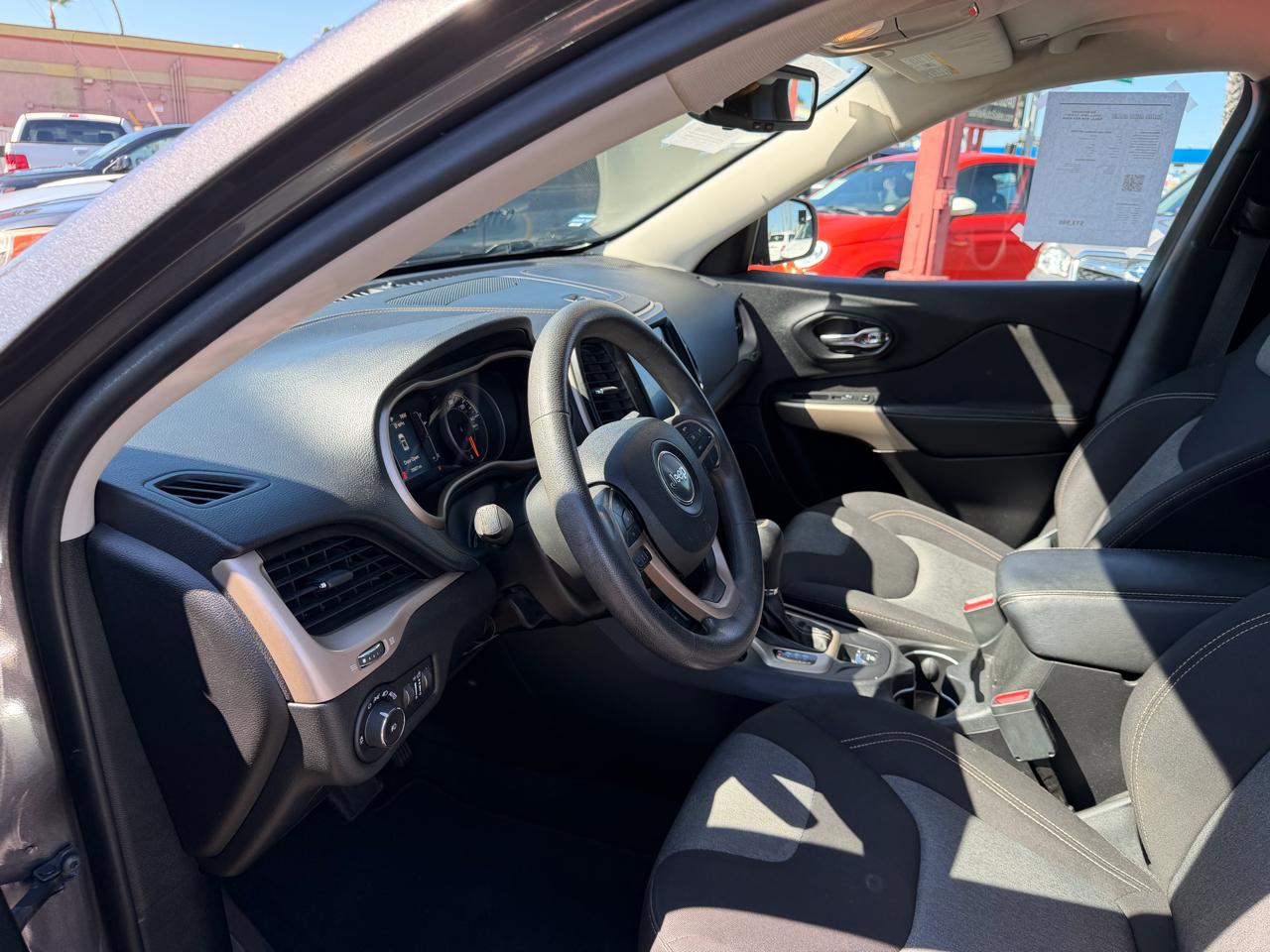 Jeep Cherokee  2018