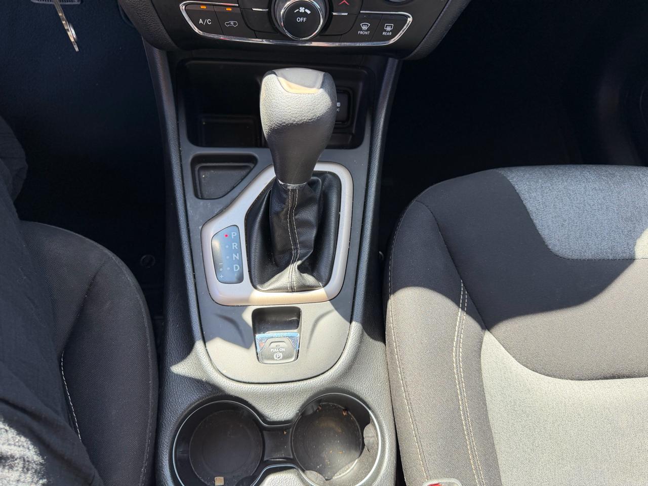 Jeep Cherokee  2018